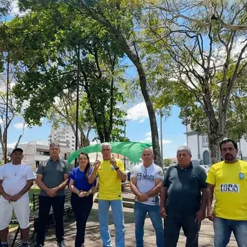 Publicação de Coronel Laércio sobre Flávio Bolsonaro em 20/10/2026