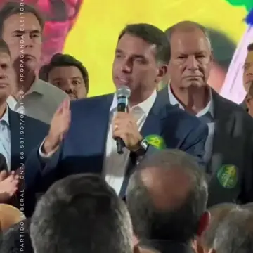 Publicação de Coronel Fabio Candido sobre Flávio Bolsonaro em 15/10/2026