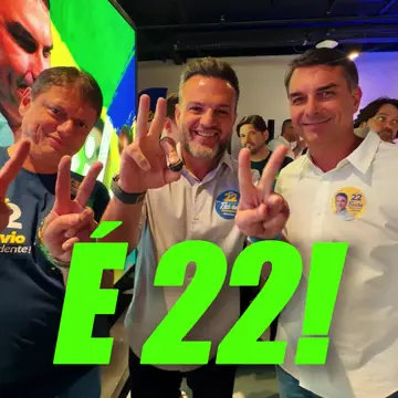 Publicação de Delegado Eduardo Boigues sobre Flávio Bolsonaro em 18/10/2026
