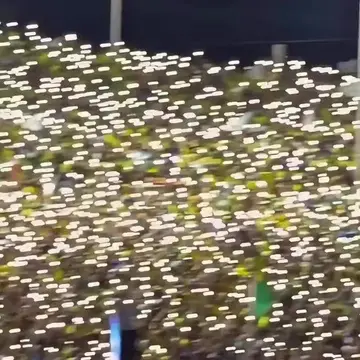 Publicação de Marcio Correa sobre Flávio Bolsonaro em 19/10/2026