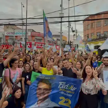 Publicação de Netinho Reis sobre Flávio Bolsonaro em 16/10/2026